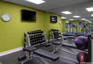 Home2 Suites By Hilton Denver International Airport Hotel 3*