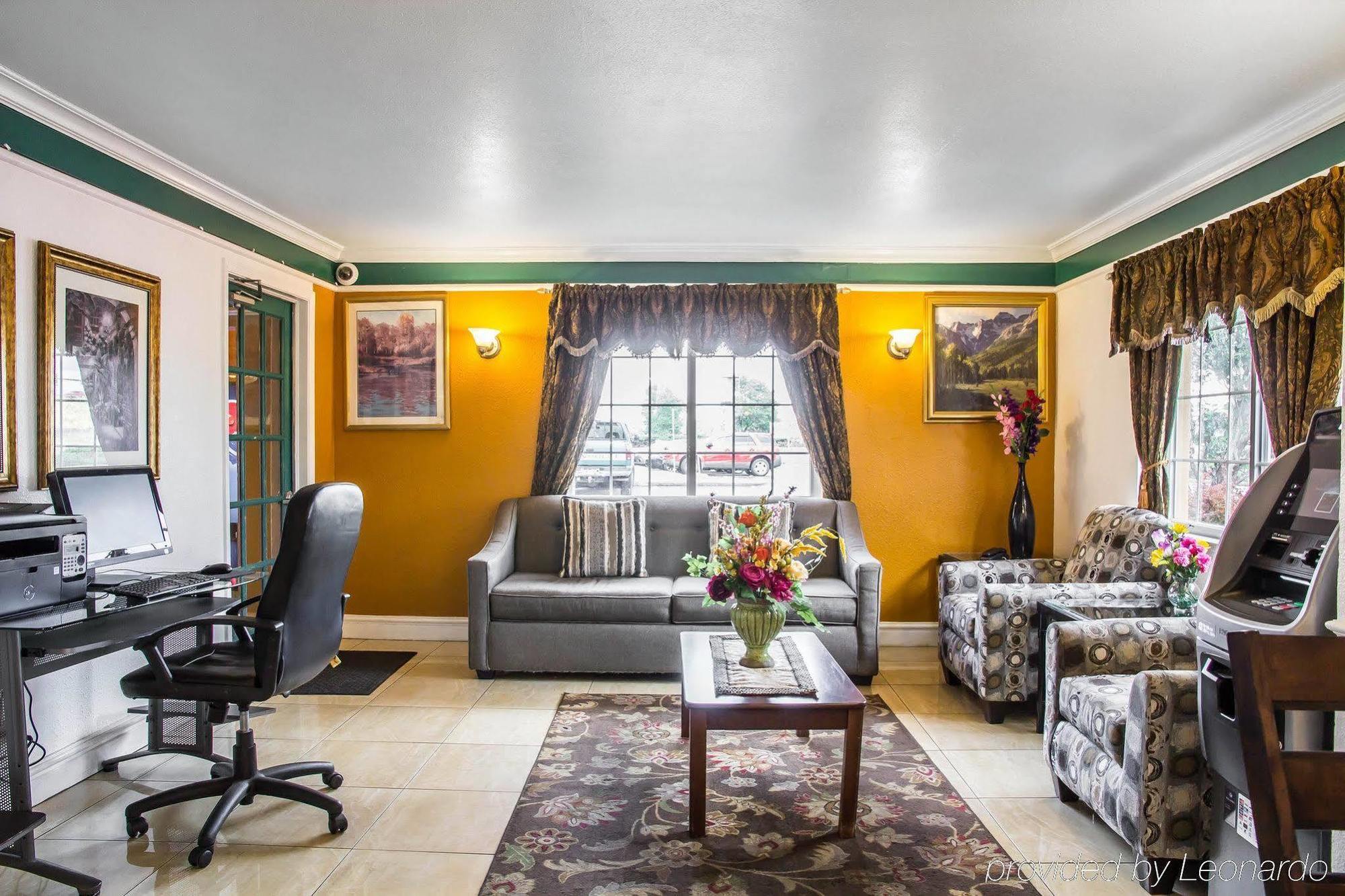 Americas Value Hotel 2*