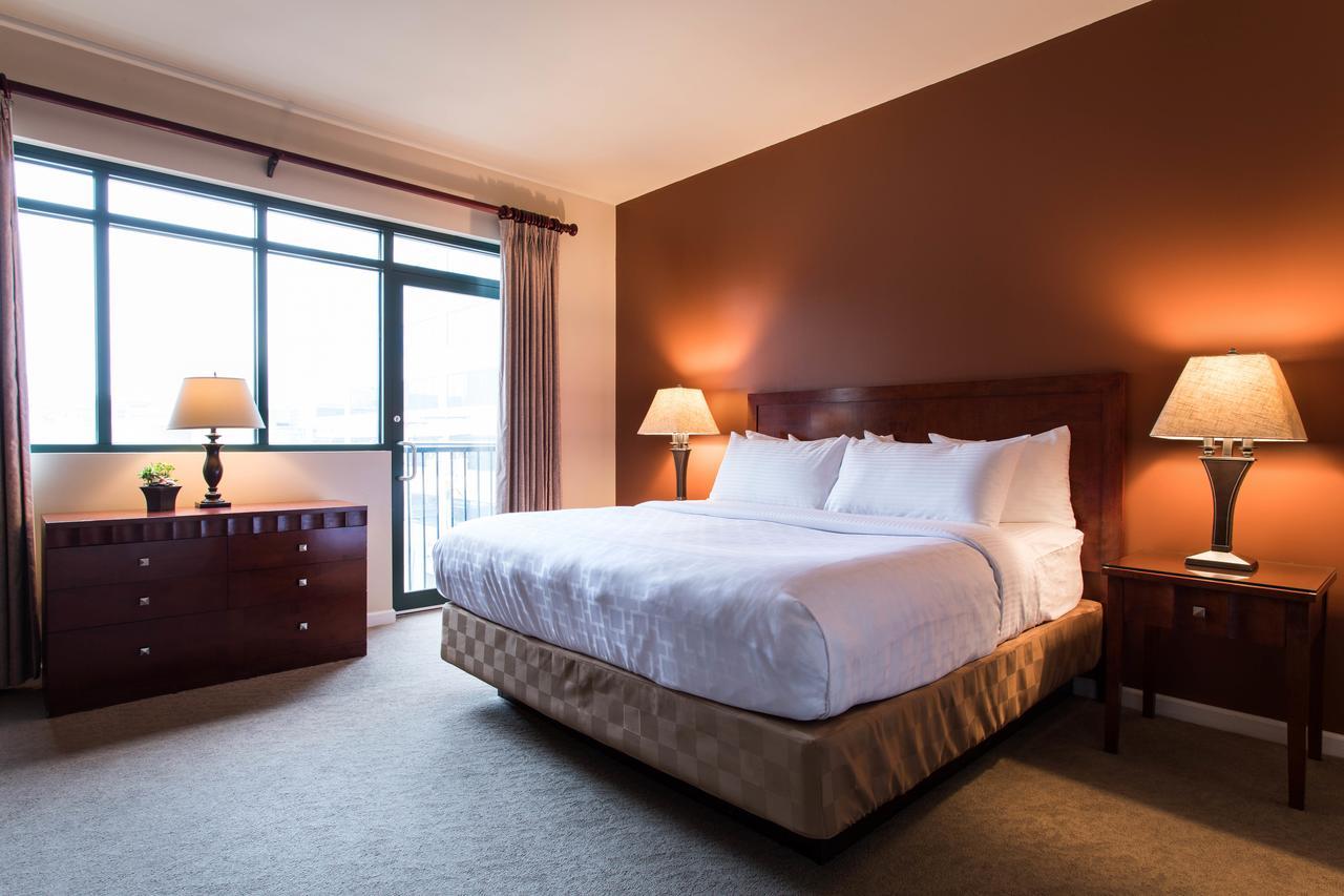 At Cherry Creek Hotel Denver