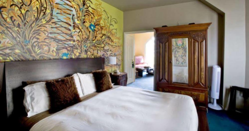 Queen Anne Villa Denver