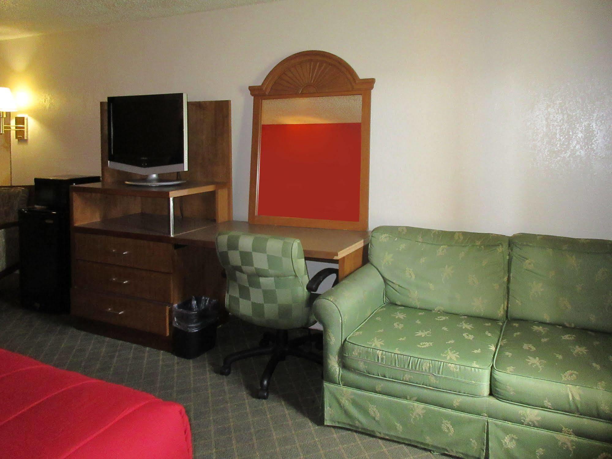 Rodeway & Hotel Denver