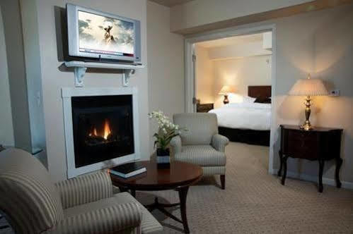 Hotel At Cherry Creek