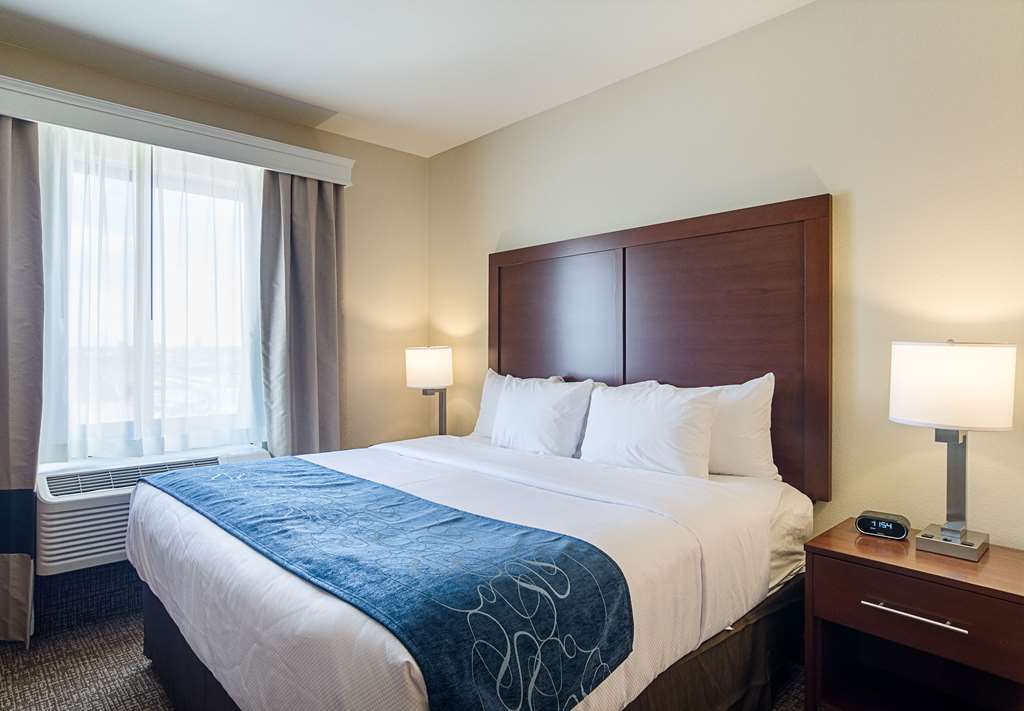 Hotel Mainstay Near Downtown
