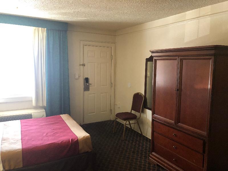 Hotel Americas Value Denver