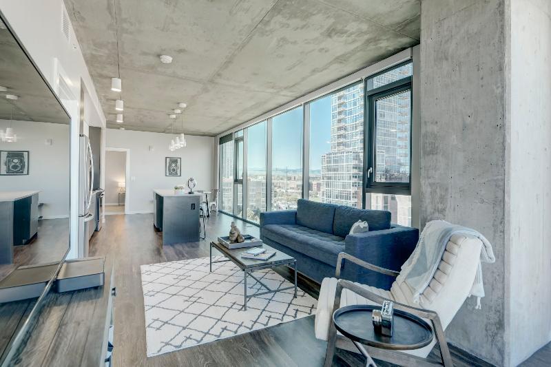 Mint House - Downtown Union Station Aparthotel 4*