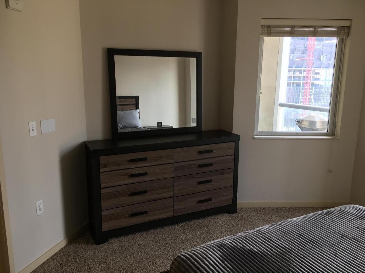Luxury 30 Day Apartment Denver