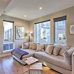 Denver Townhome With Rooftop Deck Walk To Mile High