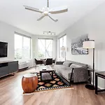 Kasa Comma Lohi Denver