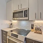 Downtown Denver Studio Less Than 1 Mi To Coors Field!