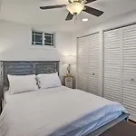 Charming Denver Apartment Less Than 5 Mi To Denver!