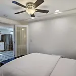 Charming Denver Apartment Less Than 5 Mi To Denver!