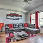 Spacious Denver Townhome Less Than Half Mi To Central Park!