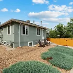 Apt Close To Empower Field Pepsi Center & More