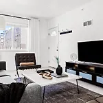 New Stylish Sanctuary - King Beds - Sloans Lake