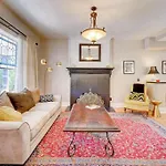 Victorian Manor 1 Mile From Downtown Denver!