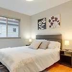 Stylish Denver Retreat With Patio, 1 Mi To Downtown!