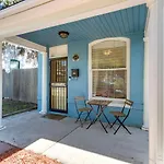 Ideally Located Denver Townhome With Deck!
