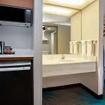 Days Inn & Suites By Wyndham Denver International Airport