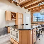 1515 Ogden Apt 7