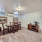Ranch-Style Home Retreat Walk To Light Rail