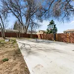Charming Denver Home Close To Attractions