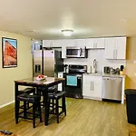 Unique Cozy Lower Unit With Two Bedrooms & Privacy