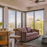 Sonder By Marriott Bonvoy Skyline Apartments Lohi