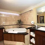 The Burnsley All Suite Hotel