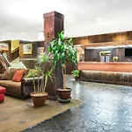 Ramada By Wyndham Denver Downtown
