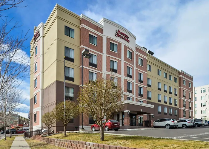 Hampton Inn & Suites Denver-Speer Boulevard
