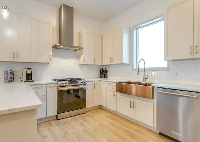Charming Denver Vacation Rental 2 Mi To Downtown!