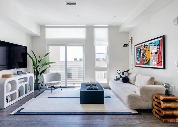Fifty Shapes Of Modern - Skyline Loft - Zuni Lofts