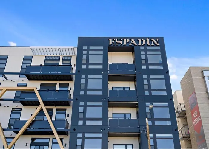 2880: Denver\'S Skyline Escape At Espadin