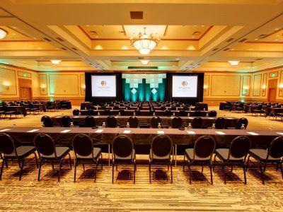 Doubletree By Hilton Park