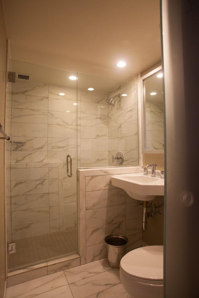 Hotel Express Downtown By Ihg