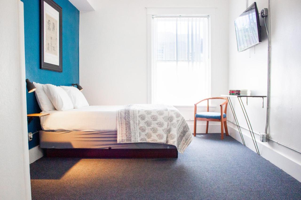 11Th Avenue Hostel Denver