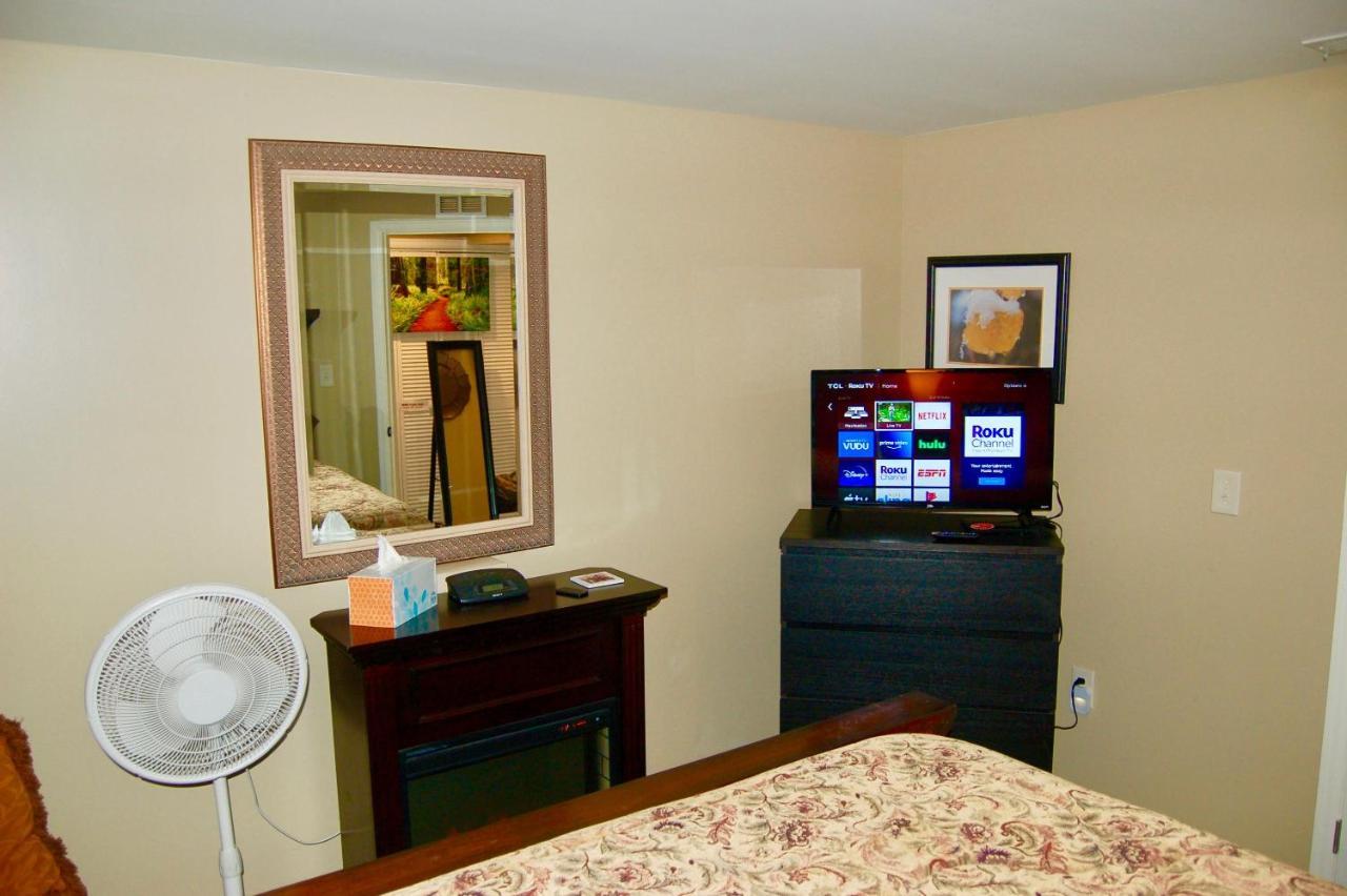 Blue Bear Den 3br 2ba & Apartment *