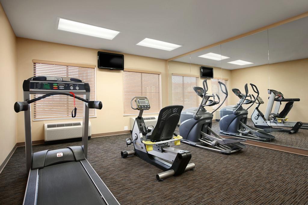 Hotel Baymont By Wyndham International Airport Denver