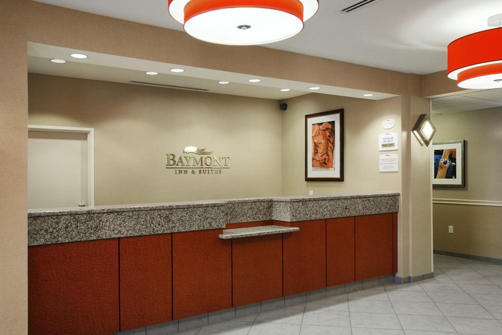 Baymont By Wyndham International Airport