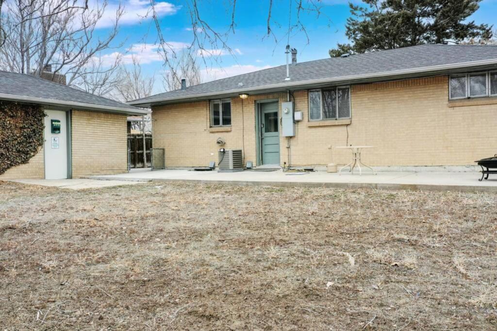Holiday home Lower Mable Unit, New Kitchen & 2 King Beds Denver
