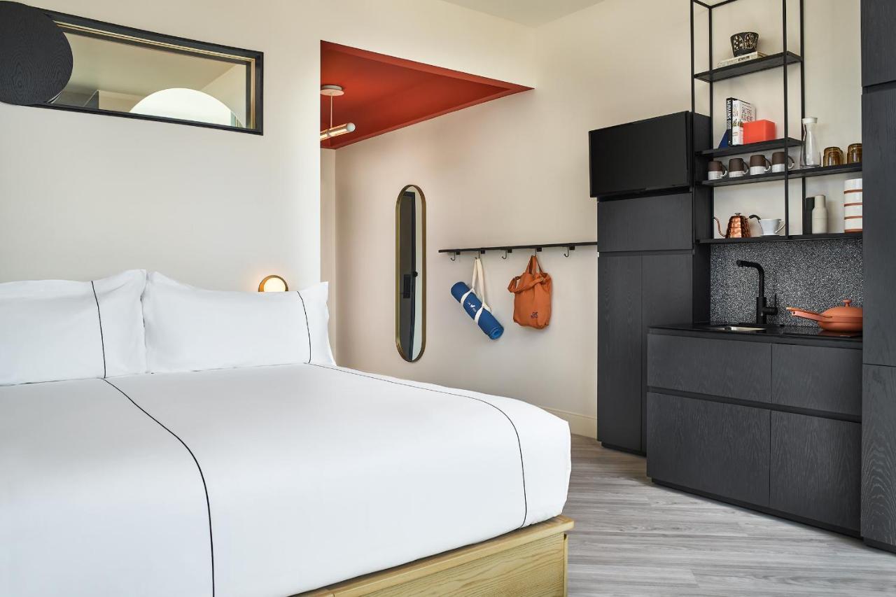 Catbird Hotel