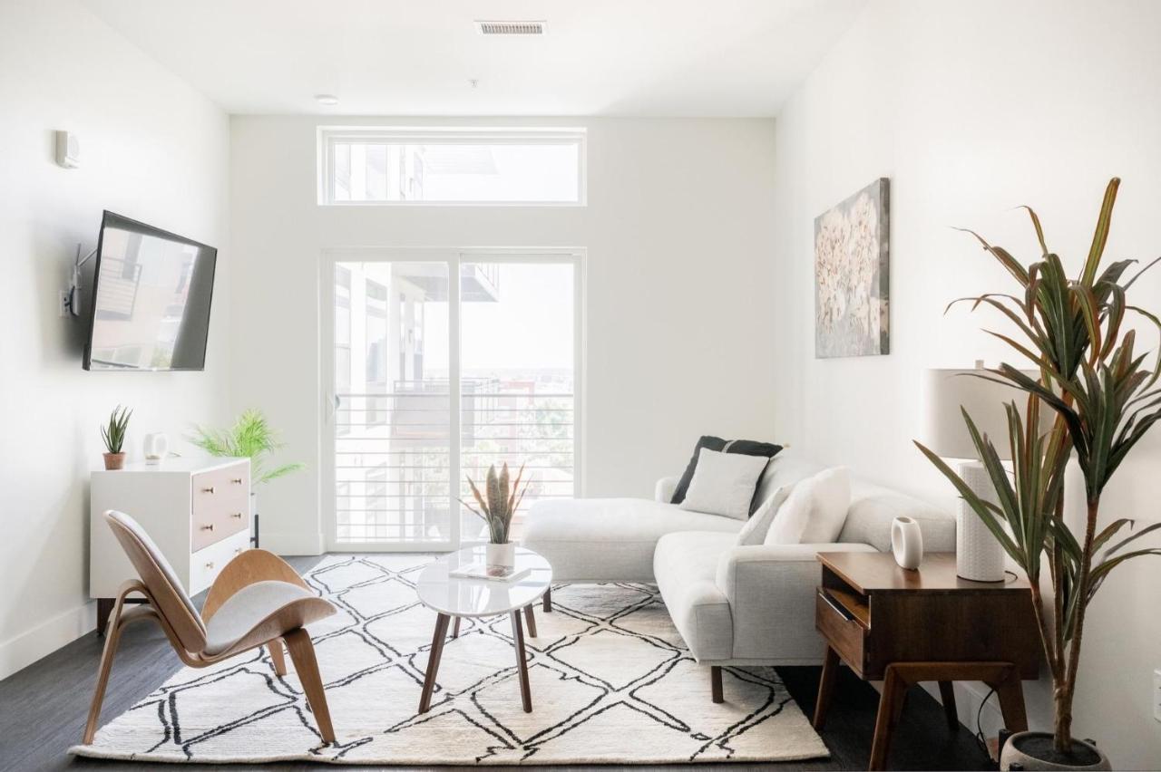 Skyline Blue Modern Loft - Zuni Lofts Holiday home Denver