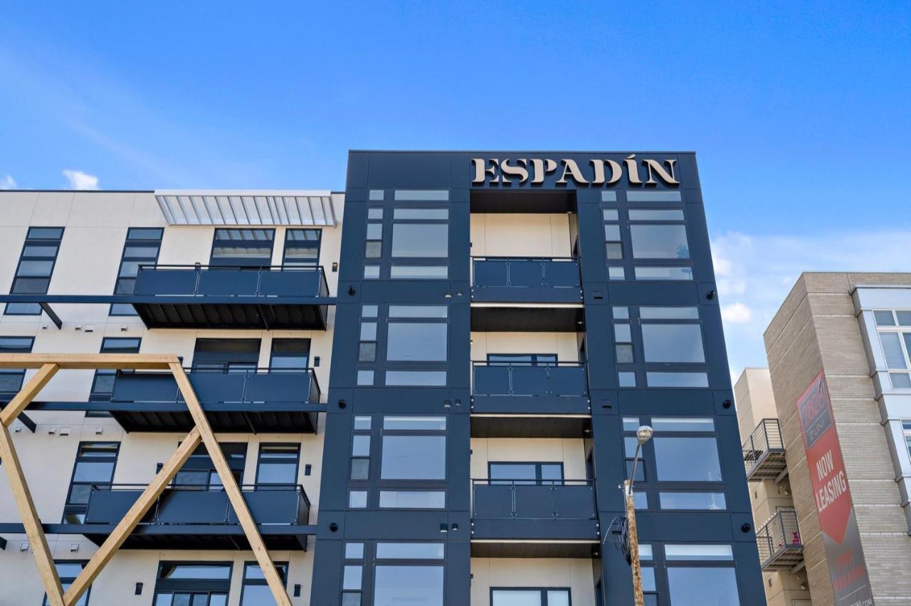 Skyline Loft - Sweeping Views - Lohi
