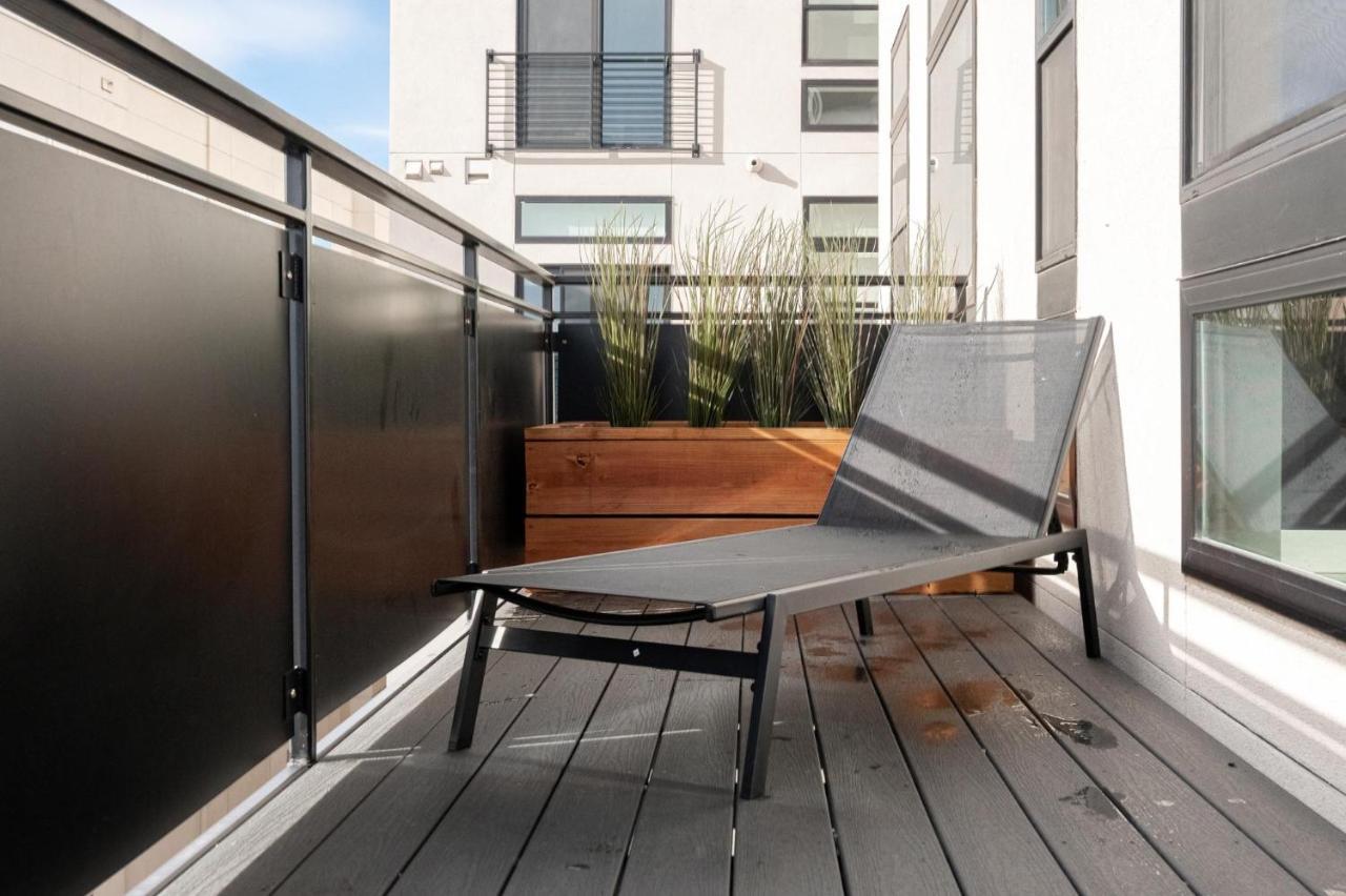 Skyline Loft - Sweeping Views - Lohi Holiday home