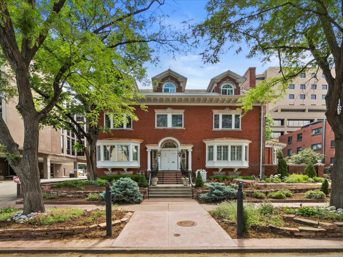 Holiday home The Starkey Mansion, One Block From Colorado State Capitol Denver