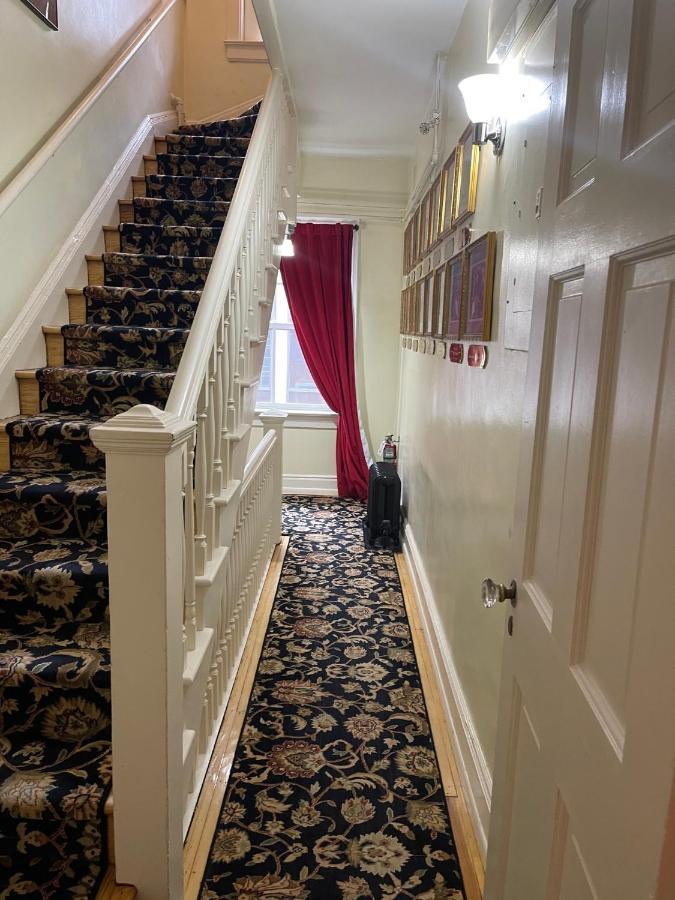 The Starkey Mansion, One Block From Colorado State Capitol Holiday home