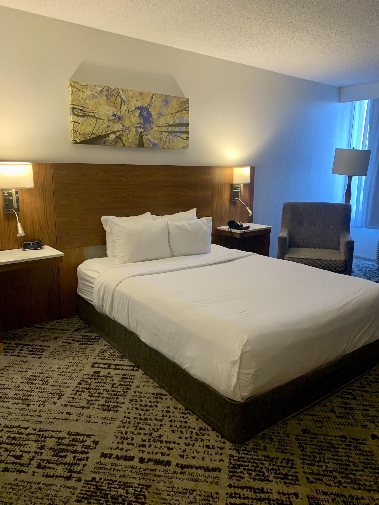 Plaza Hotel Denver