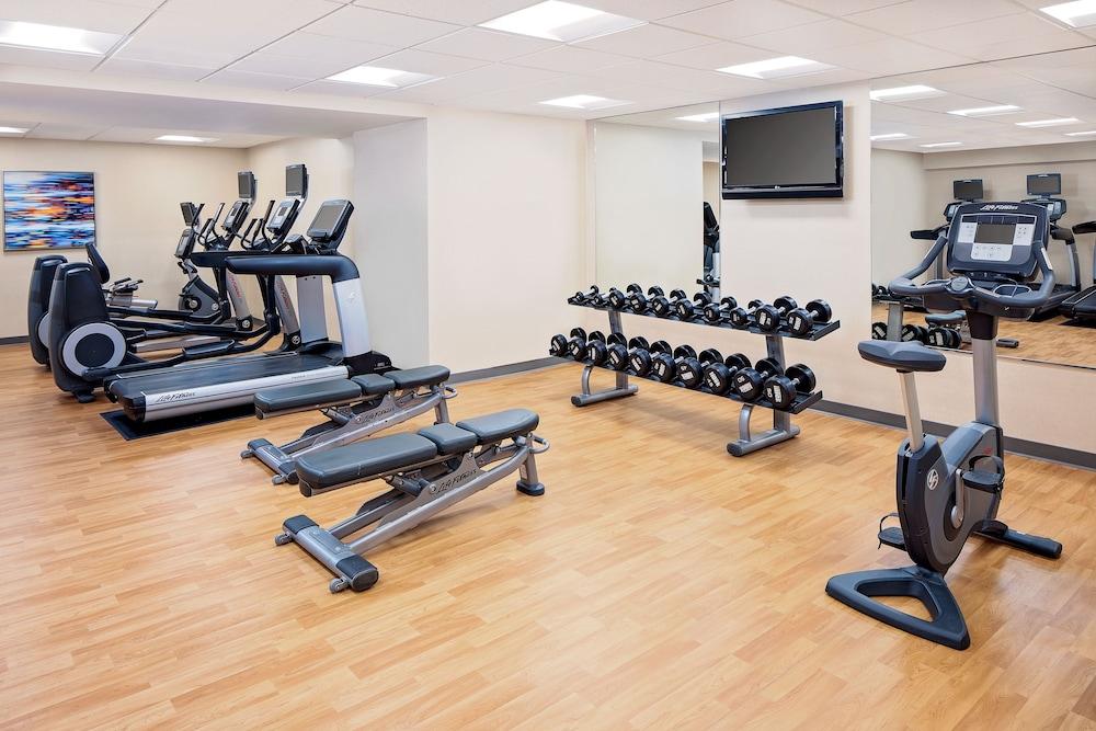 Hyatt Place Cherry Creek Hotel 3*