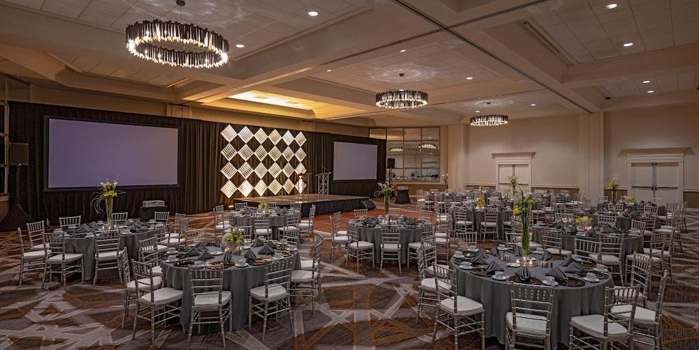 Hyatt Regency Tech Center 4*