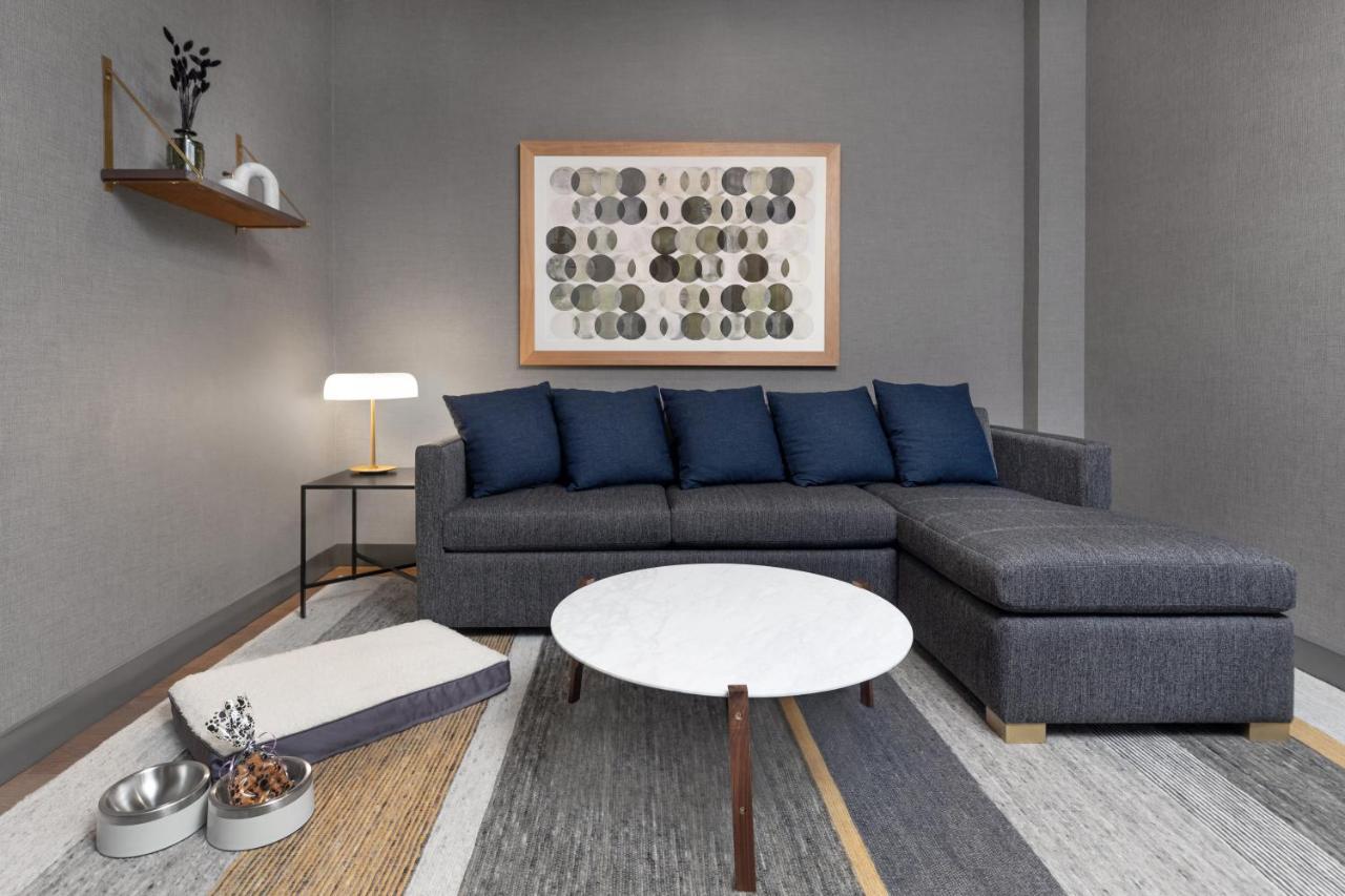 The Slate Downtown, Tapestry By Hilton 4*